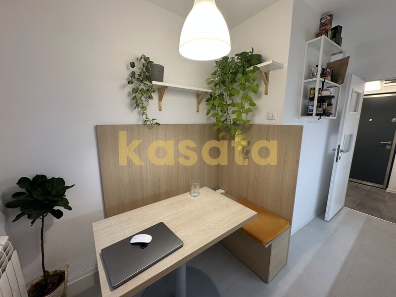 Apartament 2 Camere 🏡 | Decomandat | Etaj 4/10 🏢 | Parc 🌳